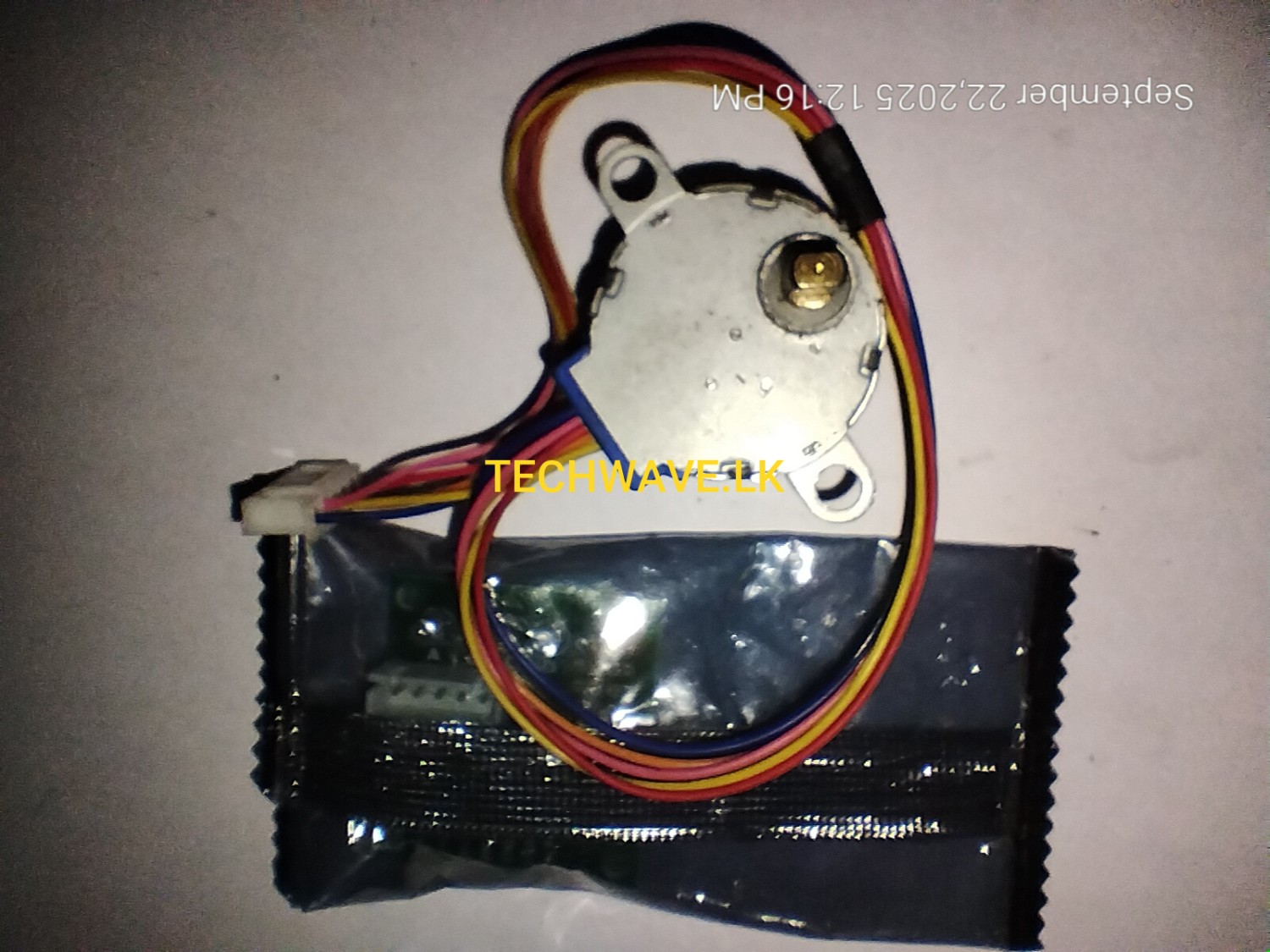 Stepper Motor 28BYJ-48 – 5 Line, 4 Phase, 5V